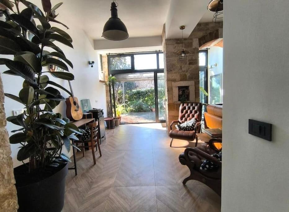Big Oasis House With Garden,near Colosseum Apartment