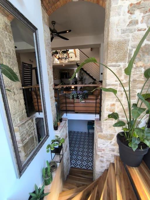 Big Oasis House With Garden,near Colosseum Apartment Pula